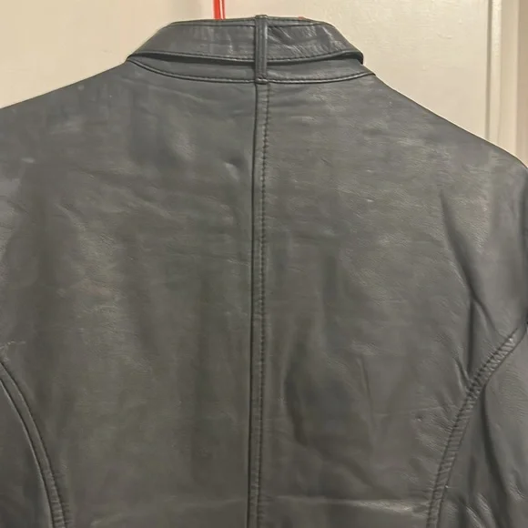 GQ Firenze-Italia Pure Leather short jacket! Classy, stylish, sassy!UK S/M! NWOT - Picture 11 of 16